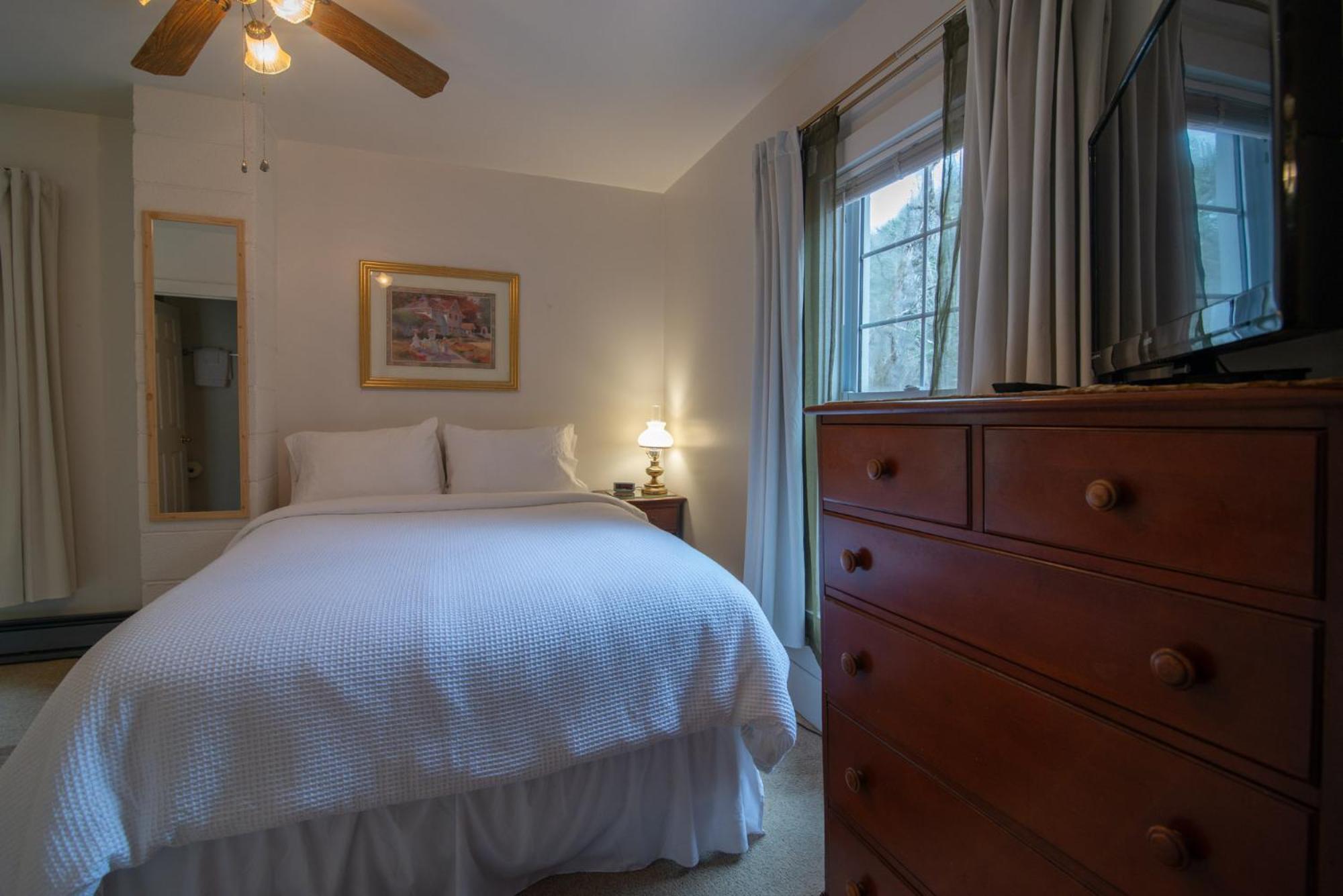 Moore House Inn & Cabins Marlinton 客房 照片