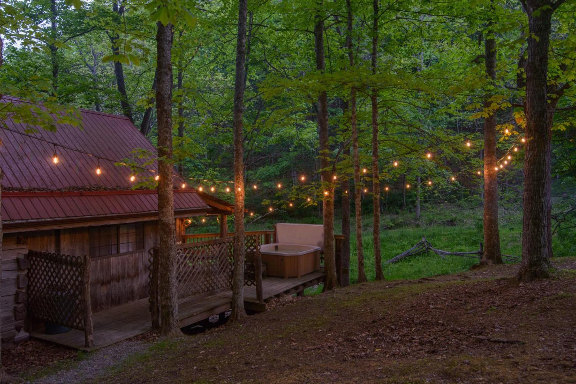 Moore House Inn & Cabins Marlinton 外观 照片